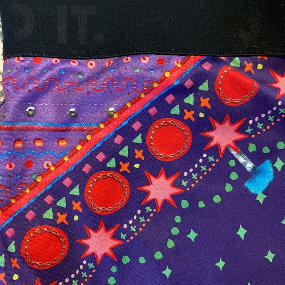 HP 🔥 - Nike - Limited Edition Leggings - L 🦄 - Picture 2 of 7